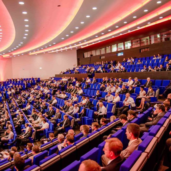 DSC_1366_plenary-audience