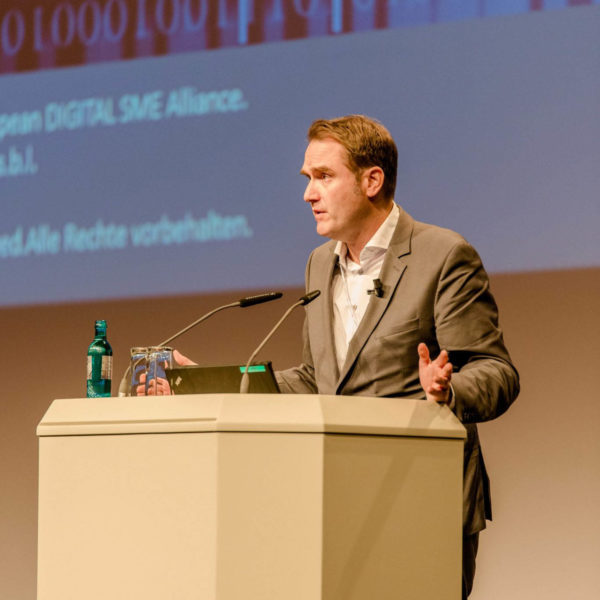 DSC_1499_plenary-speaker