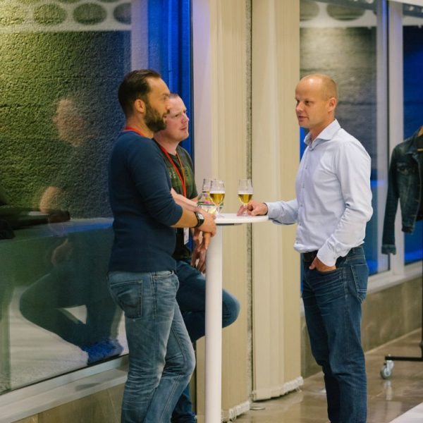 EFRC_2018_168-187×187-768×1152